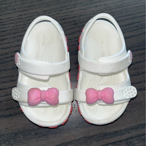 Crocs: Kids’ Crocband Cruiser Pet Sandal - Picture 2 of 6